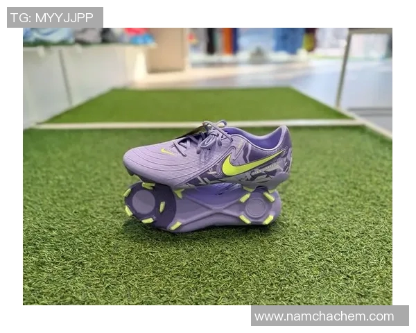 足球鞋与我心中的足球明星那些难忘的瞬间与激情时刻